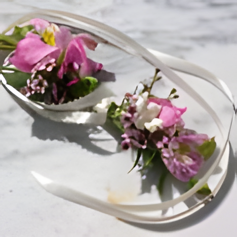 Boutonniere with dwarf calla, viburnum berry